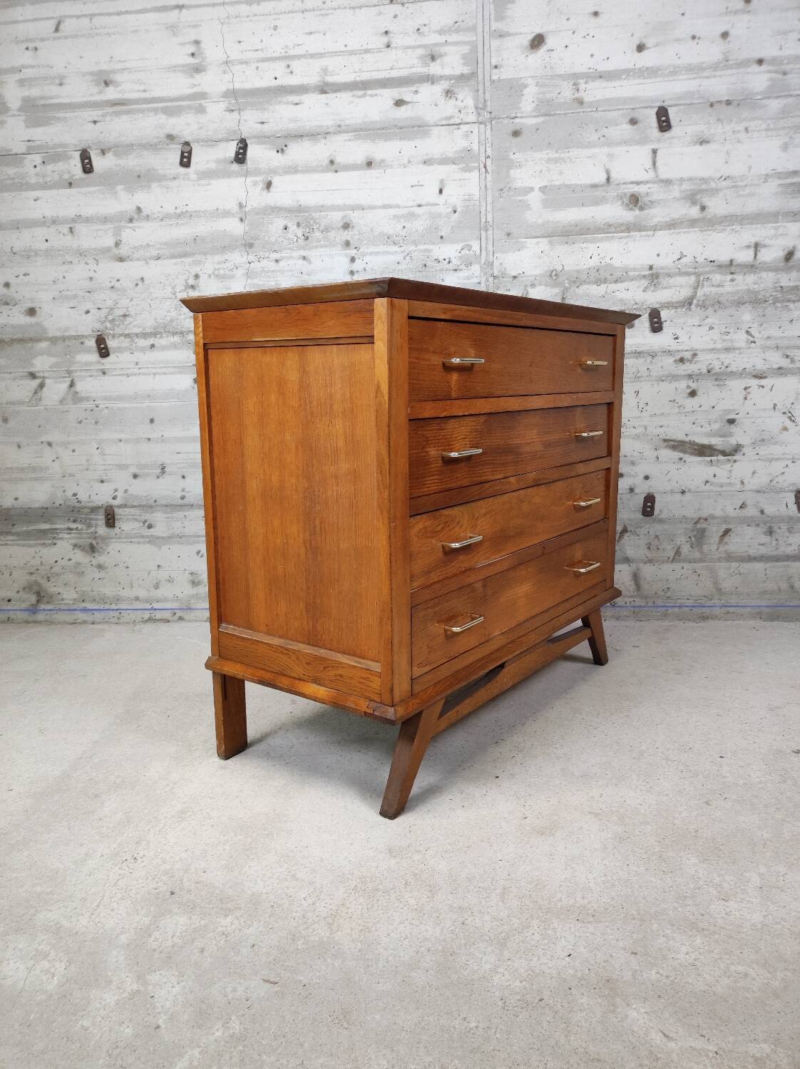 Vintage chest of drawers