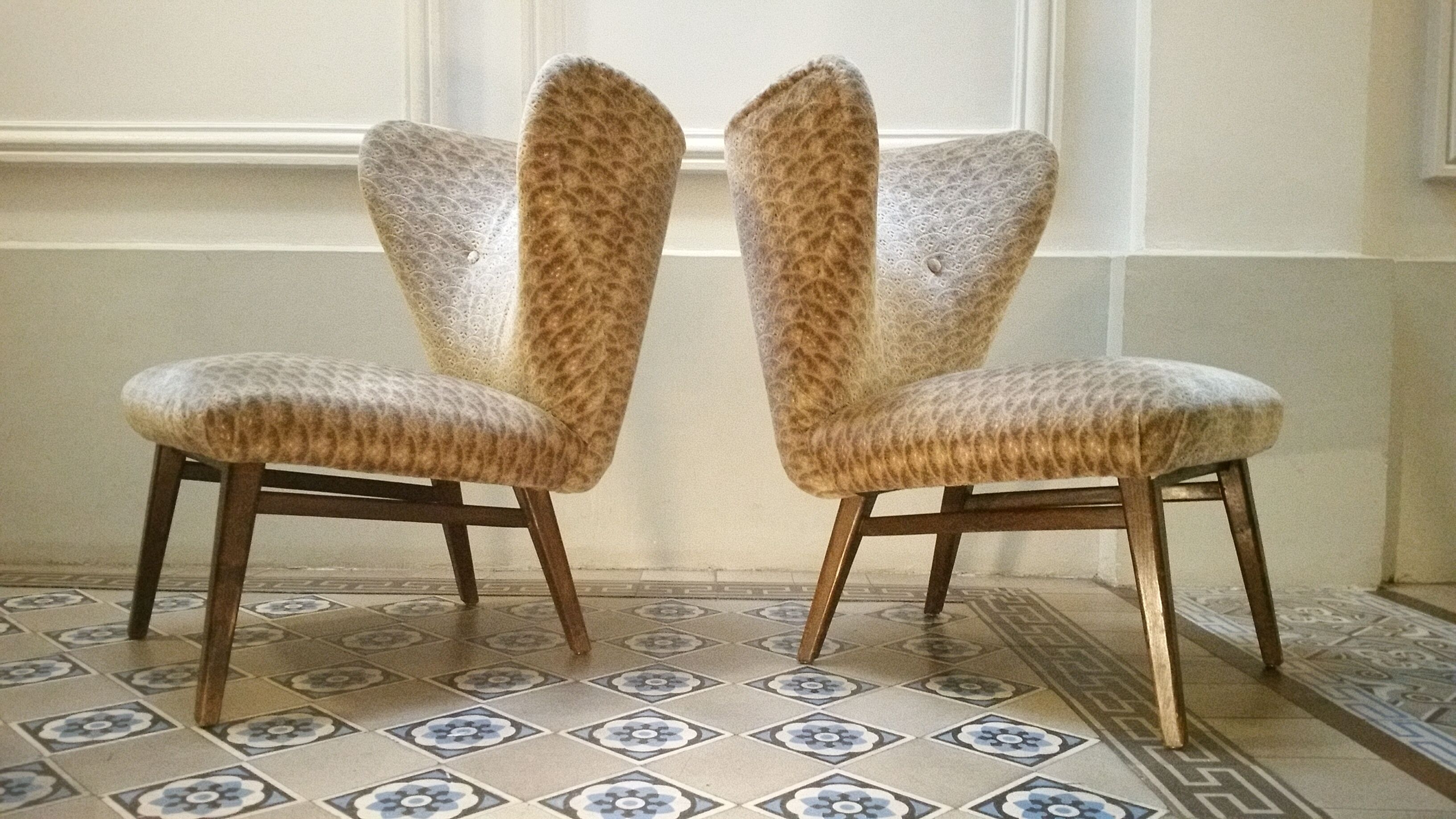 Chair Danish wingback Chair Scandinavian flesh small wing of Elias Svedberg