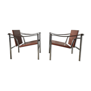 2 fauteuils LC1  design Le Corbusier pour Cassina