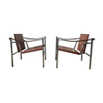 2 fauteuils LC1  design Le Corbusier pour Cassina