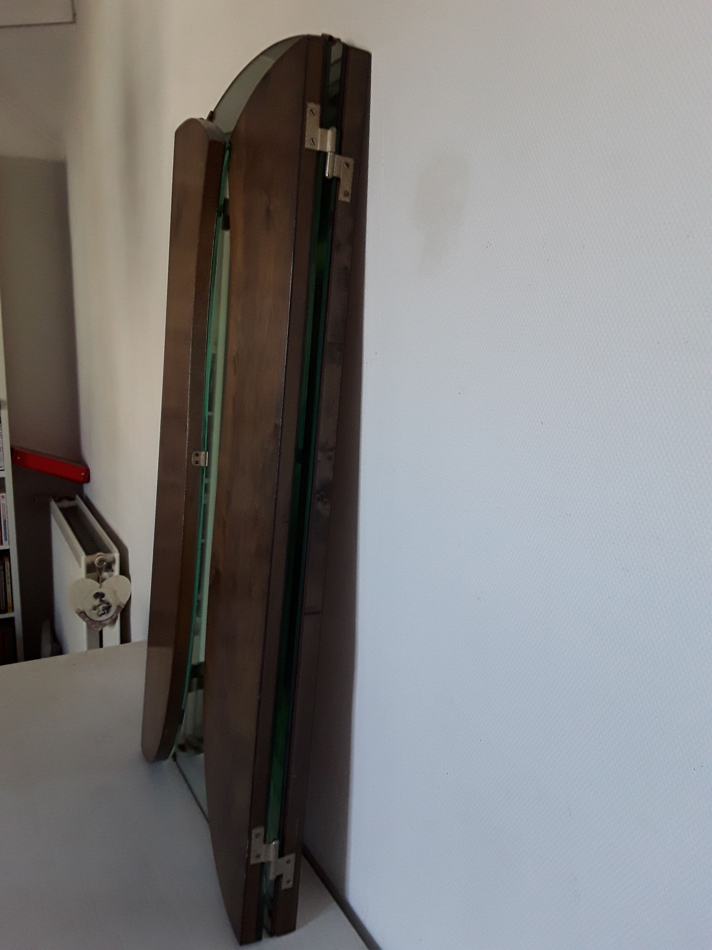 Giant tryptic mirror