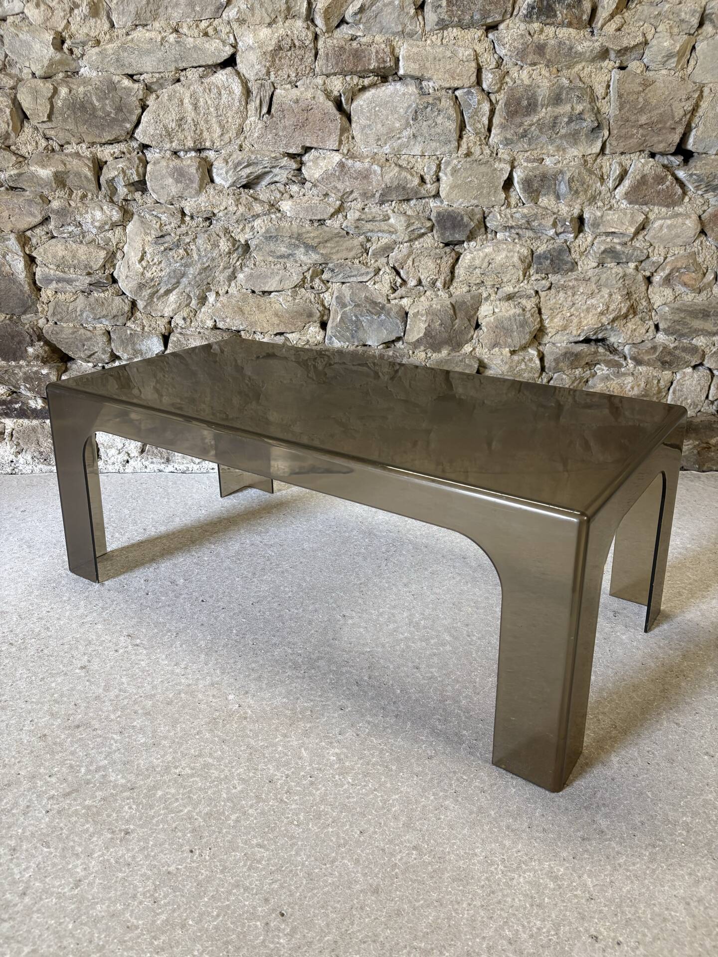 Table basse rectangulaire en plastique moulé, 1970