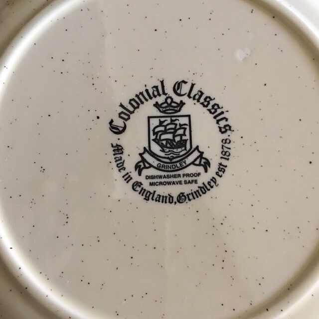 Lot 6 assiettes plates