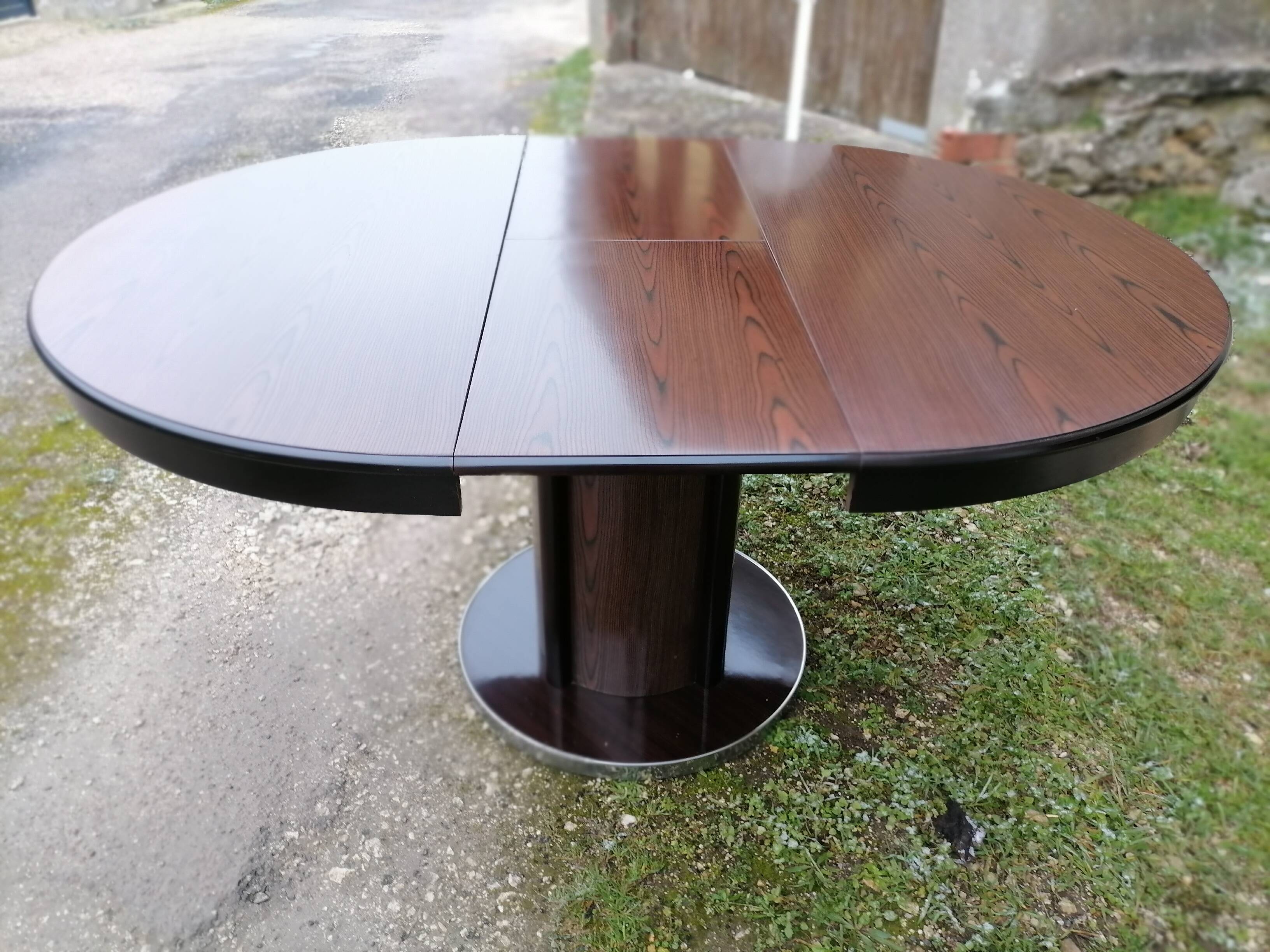 Round table years 30