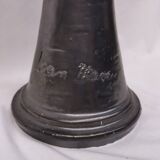 Grande aiguière / bougeoir, vase . céramique signée jean marais