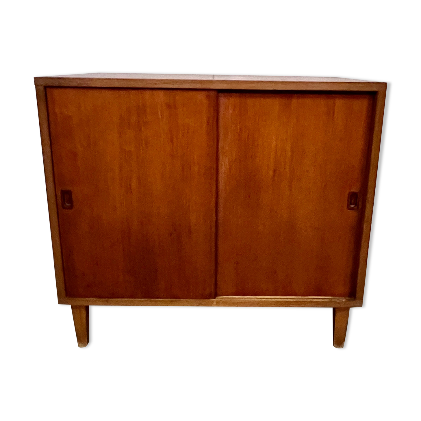 Vintage footwork compass buffet