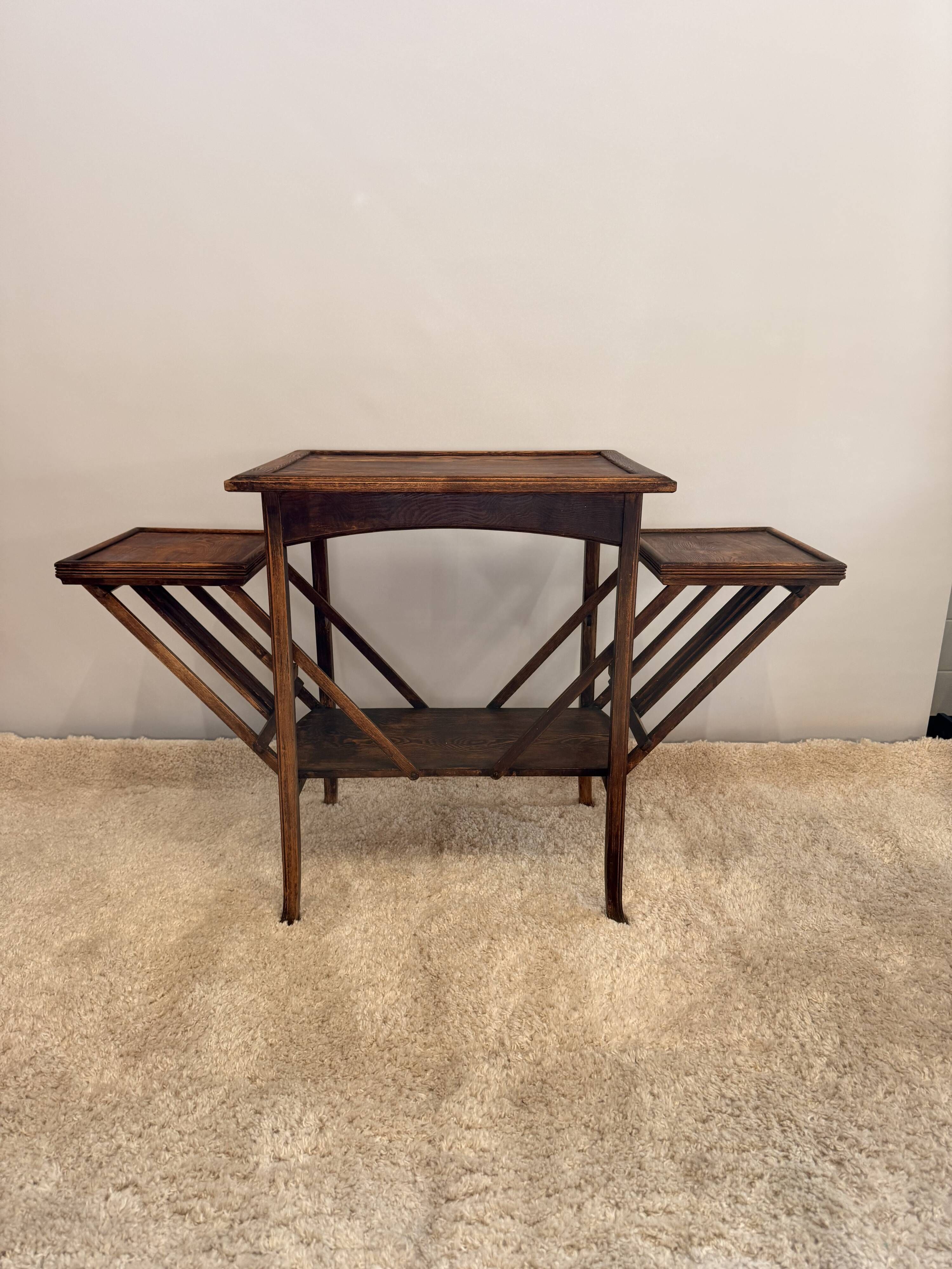 Antique English wooden tea table – Folding trays