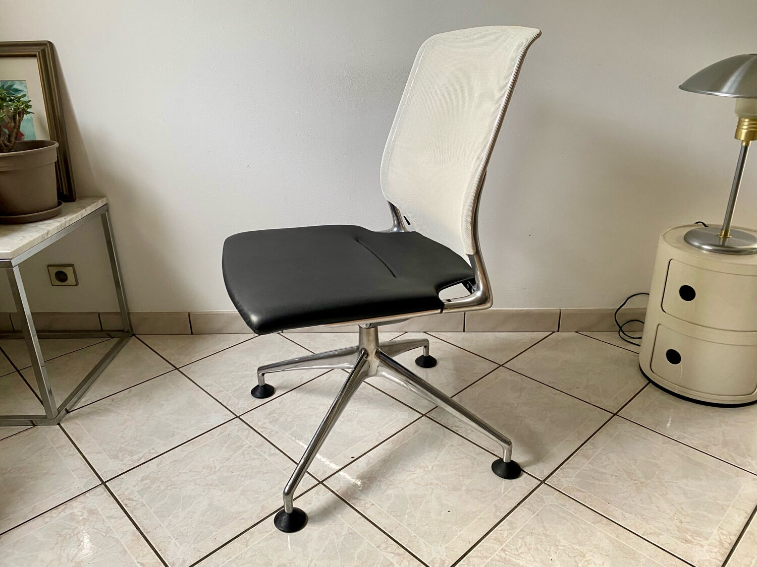 Meda office chair, Vitra edition, designed by Alberto Meda.