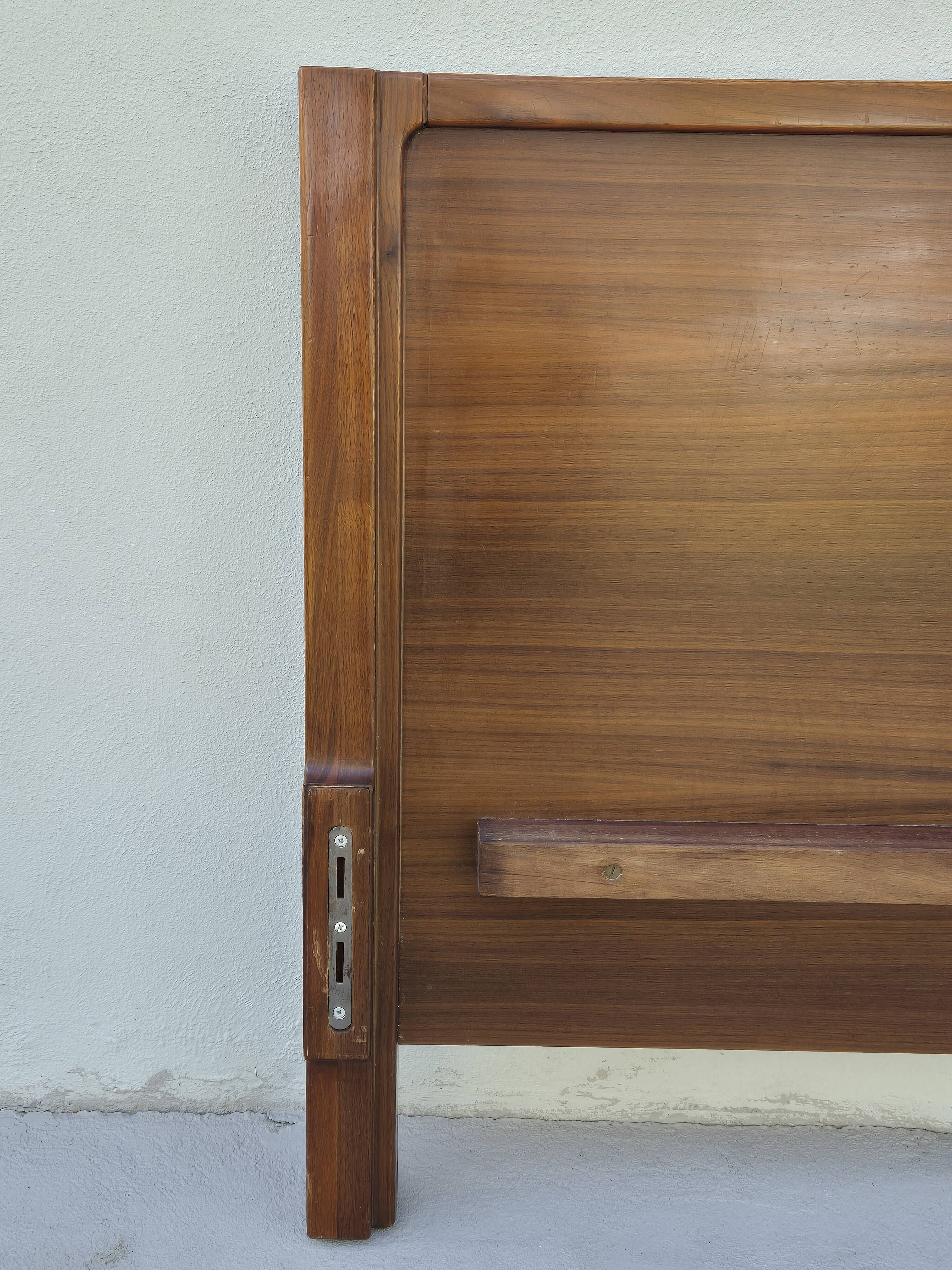 Lit de noyer Stilwood des années 1960