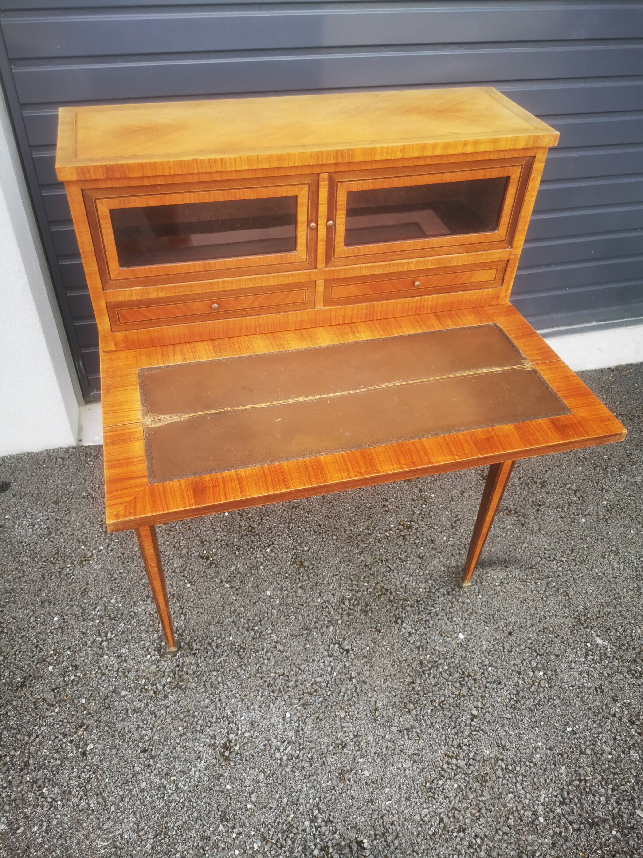 Louis XVI style happiness of the day desk