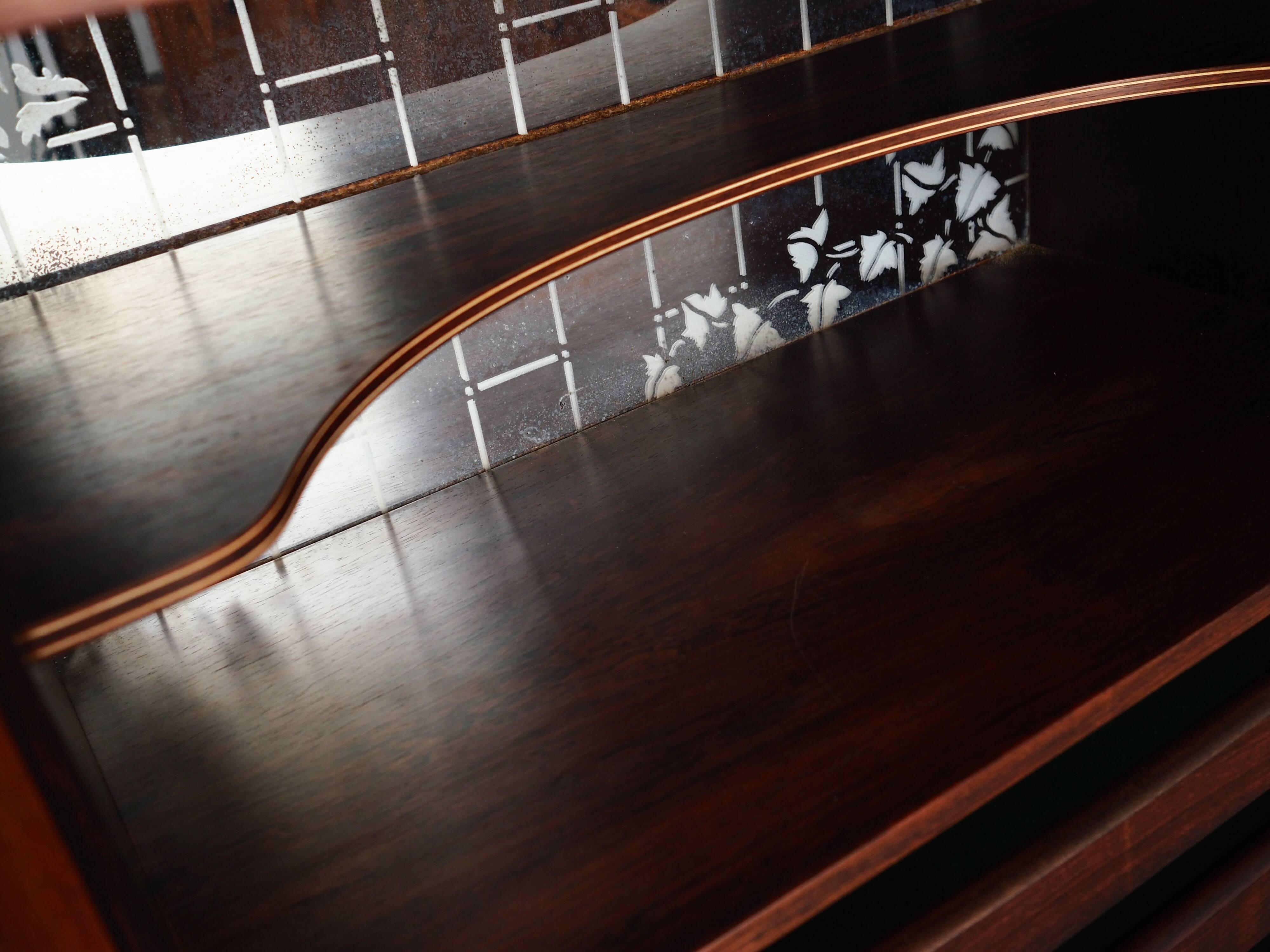 Buffet haut en teck, design danois, années 1970, fabriqué par Børge Dam