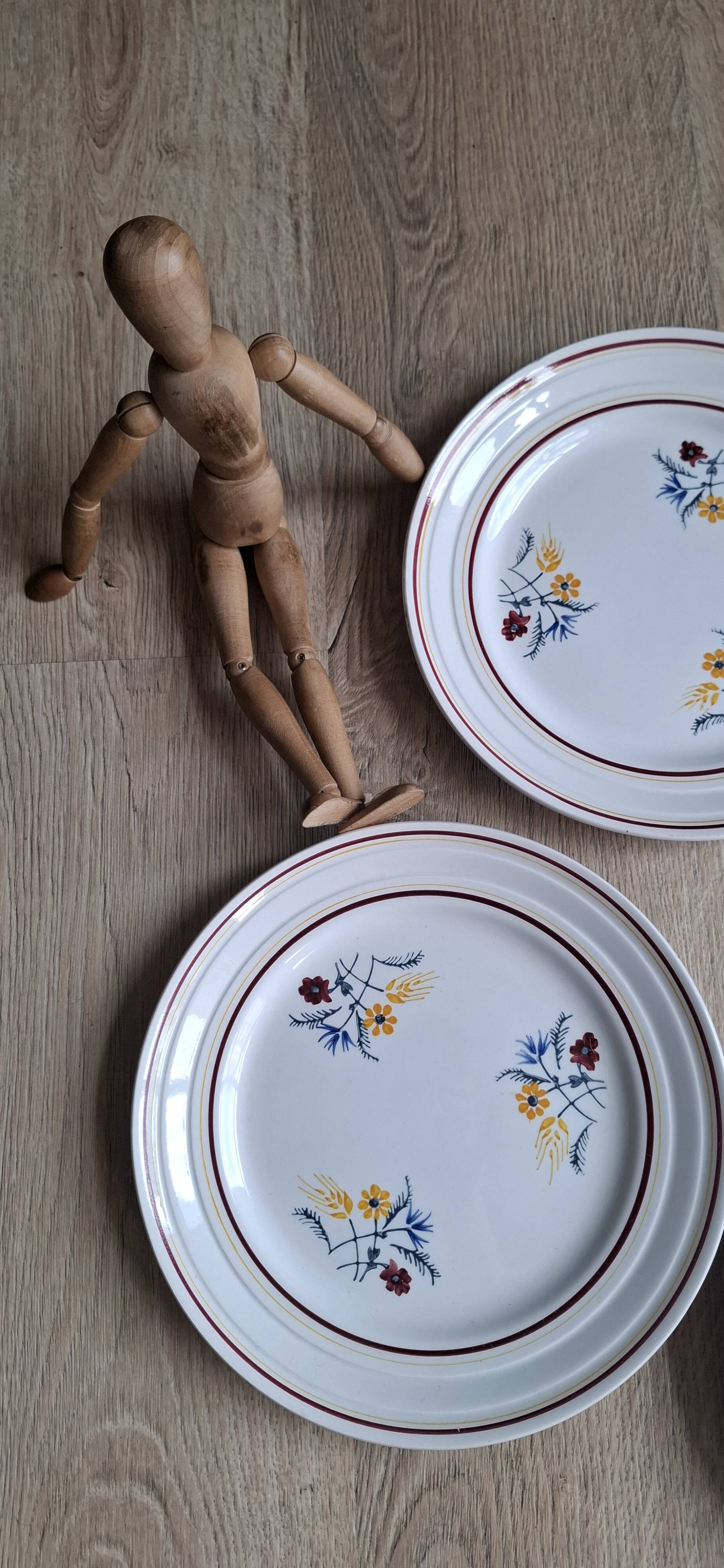 Set of 6 St Amand Christiane Céramon plates