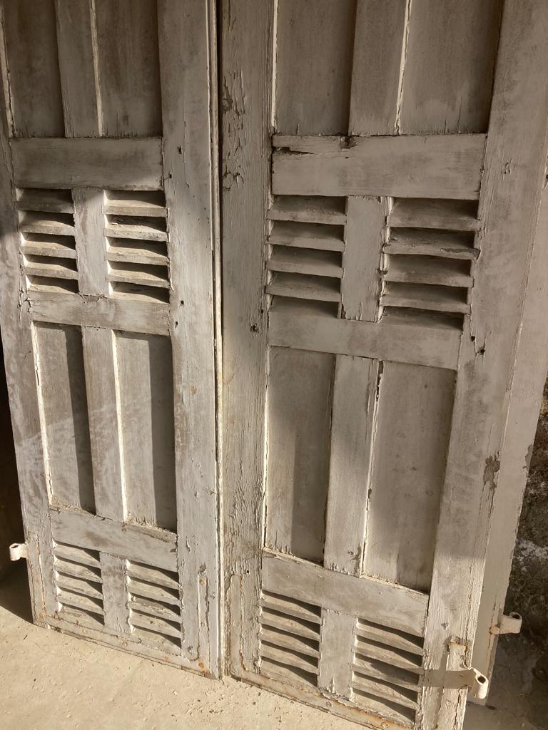 Pair of shutter