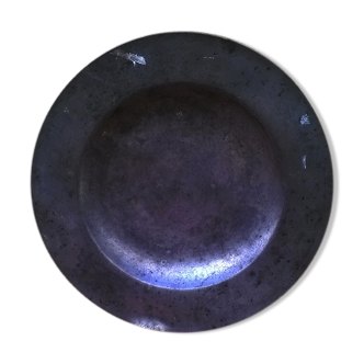 Old tin dish