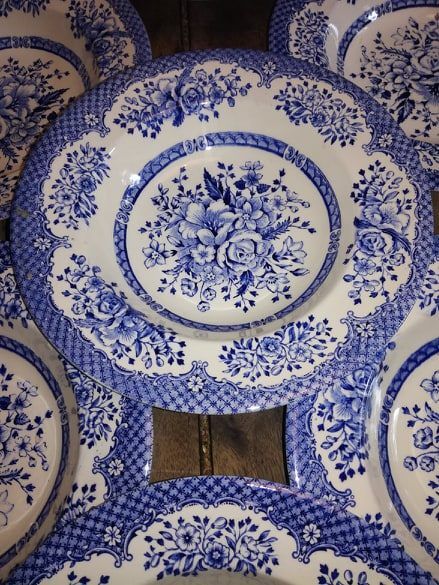 Set of 1à English porcelain plates