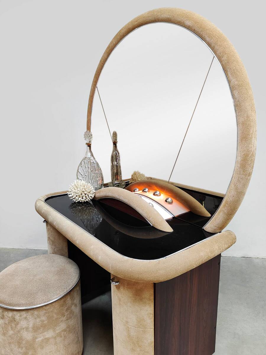 Vintage vanity table dressing table