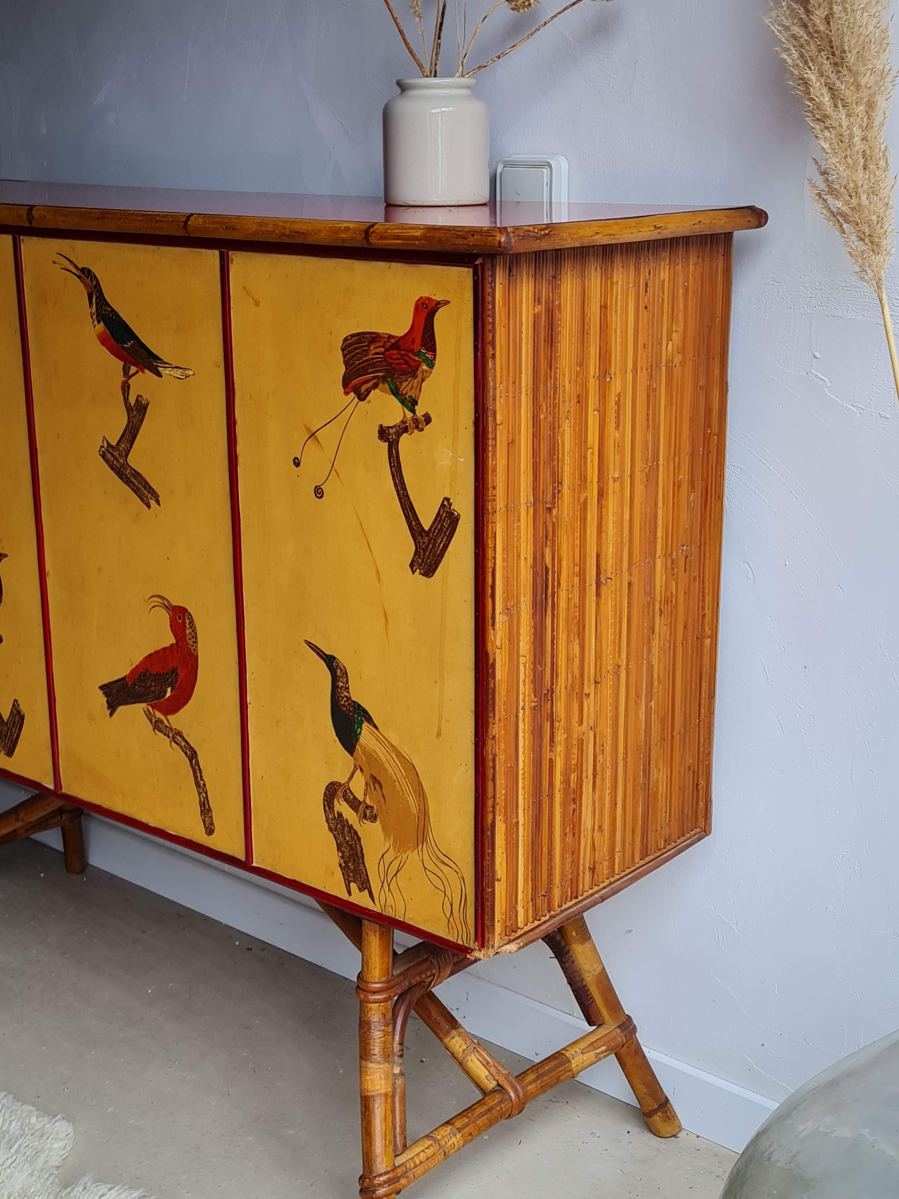 Bar rattan foot compass