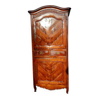 Armoire 19 ème en noyer 2 portes 2 tiroirs