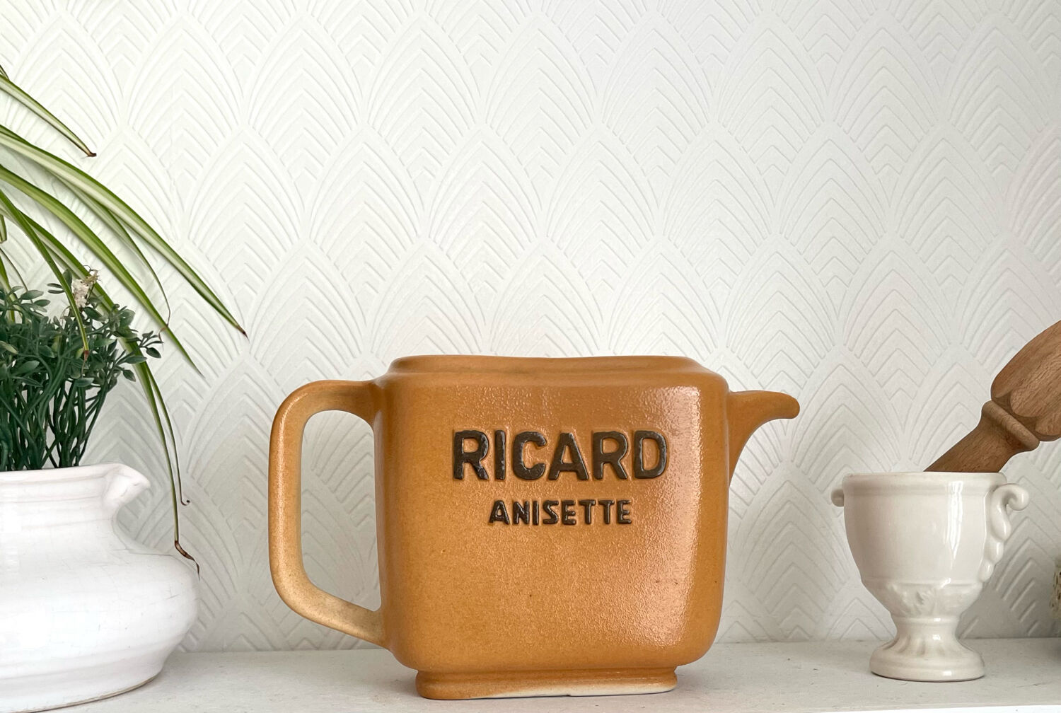 Pitcher in Ricard sandstone