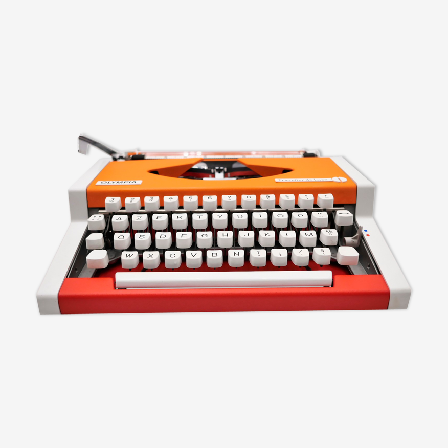 Machine à écrire Olympia Traveller de Luxe Rouge orange révisée ruban neuf  | Selency