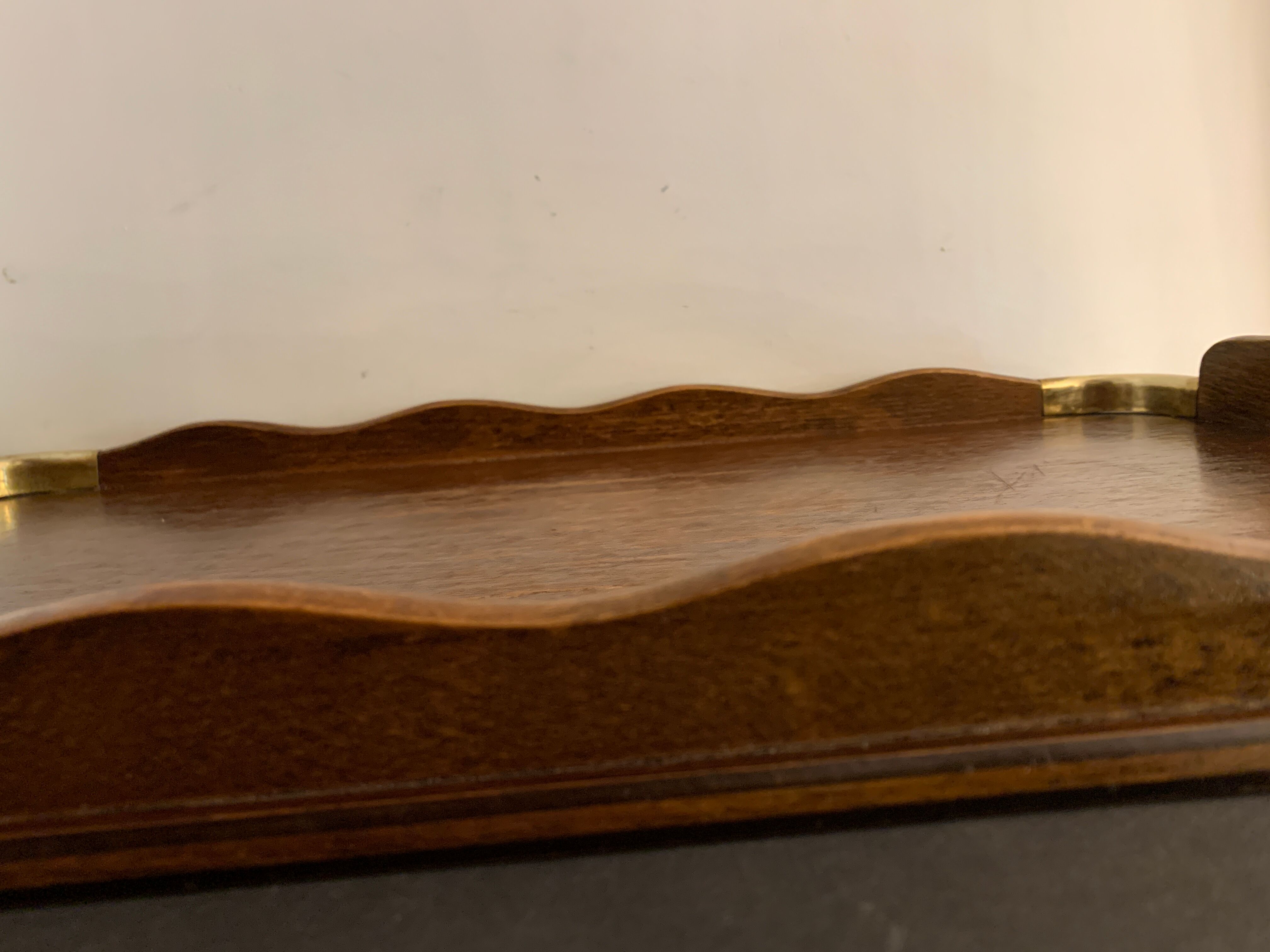 Plateau de service ancien en bois et laiton 61 x 38 cm