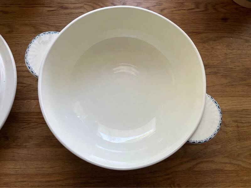 Antique earthenware vegetable dish Salins - Terre de fer