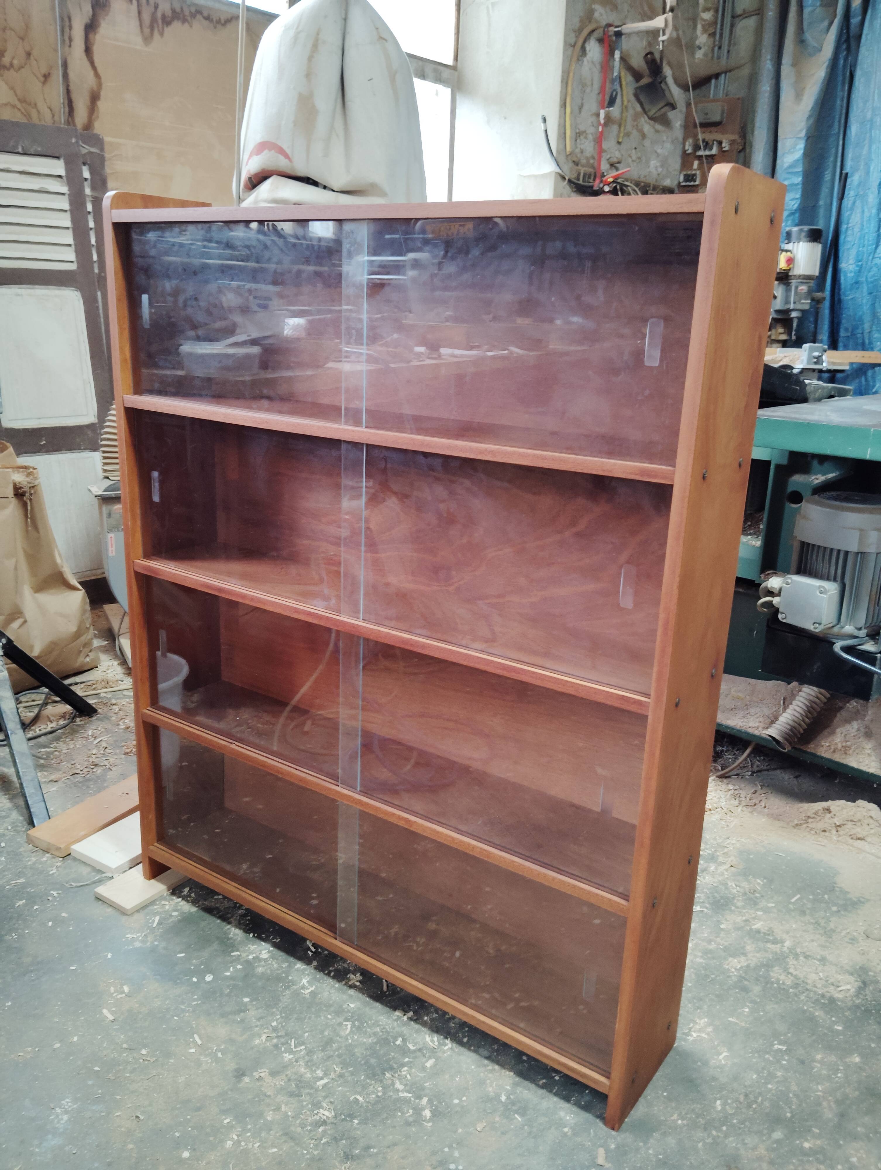 Étagères, bibliothèque vitrine verre/bois