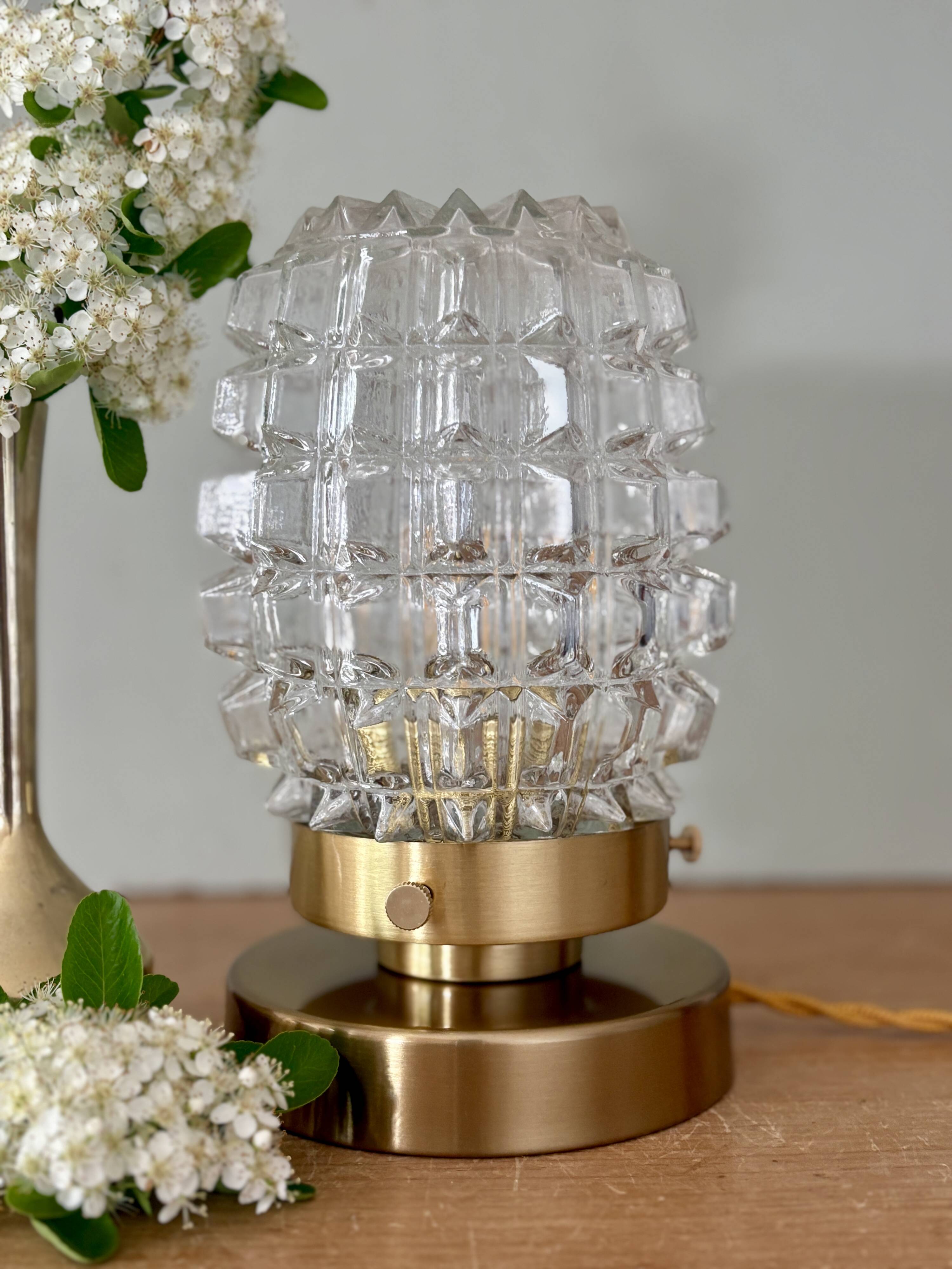 Vintage globe table lamp in transparent molded glass