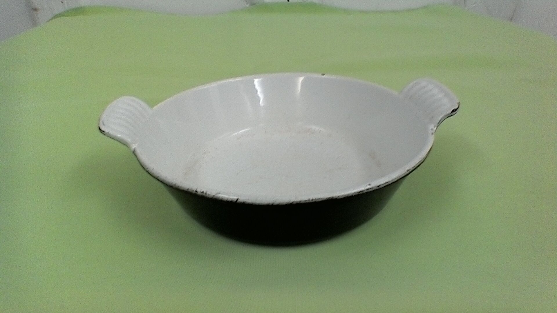Egg dish, LE CREUSET, vintage.