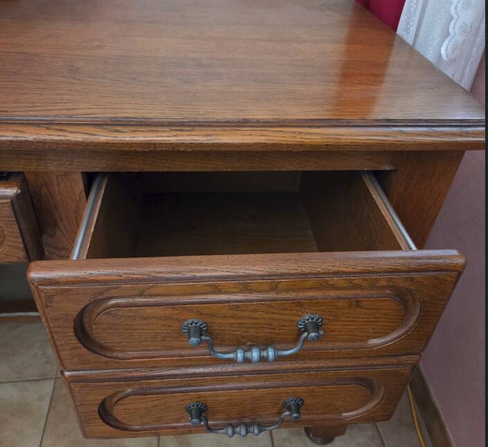 Solid oak desk