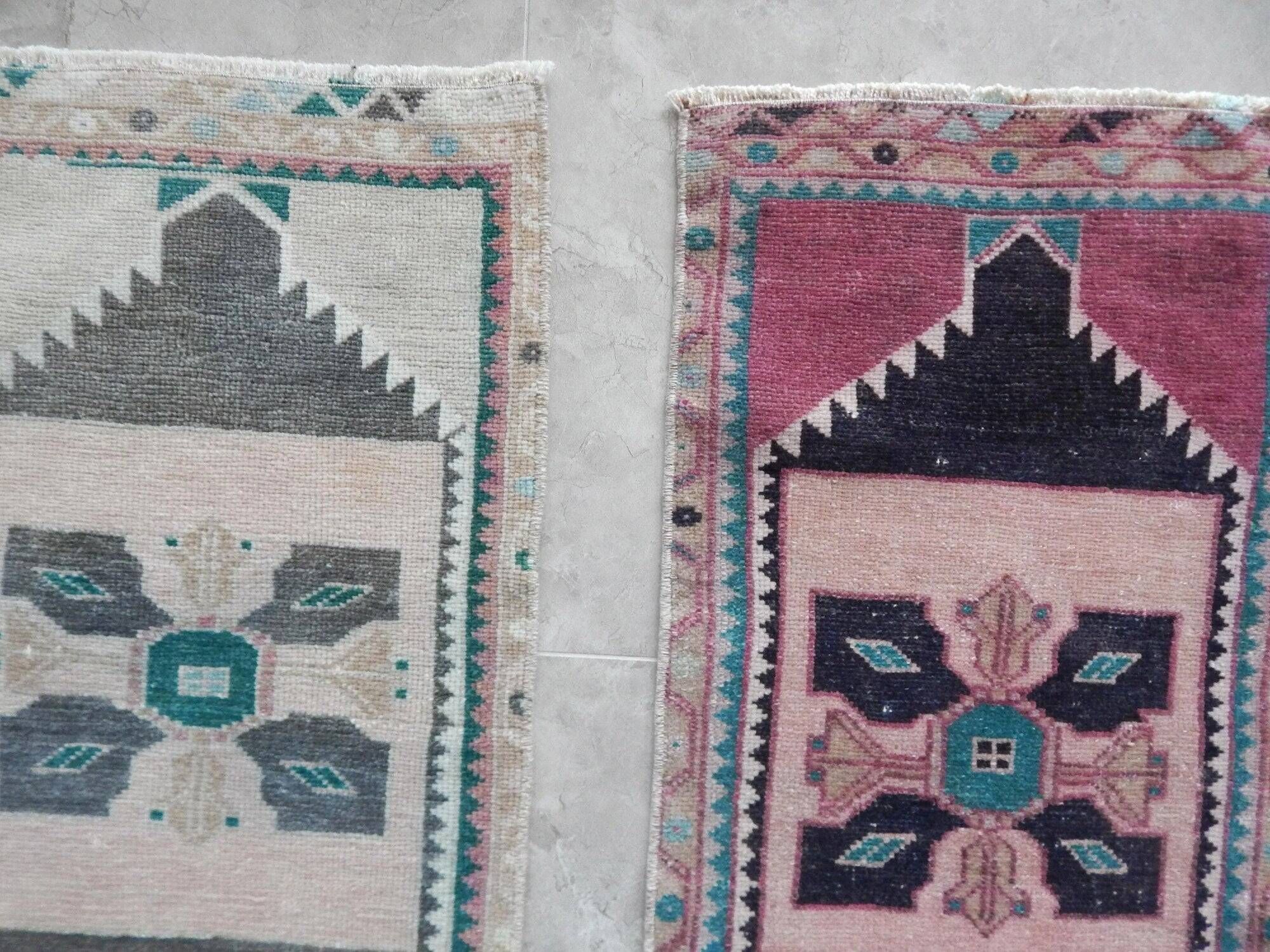 Set of 2 vintage handmade Turkish rugs 49x89 cm
