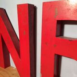 Painted metal sign letters