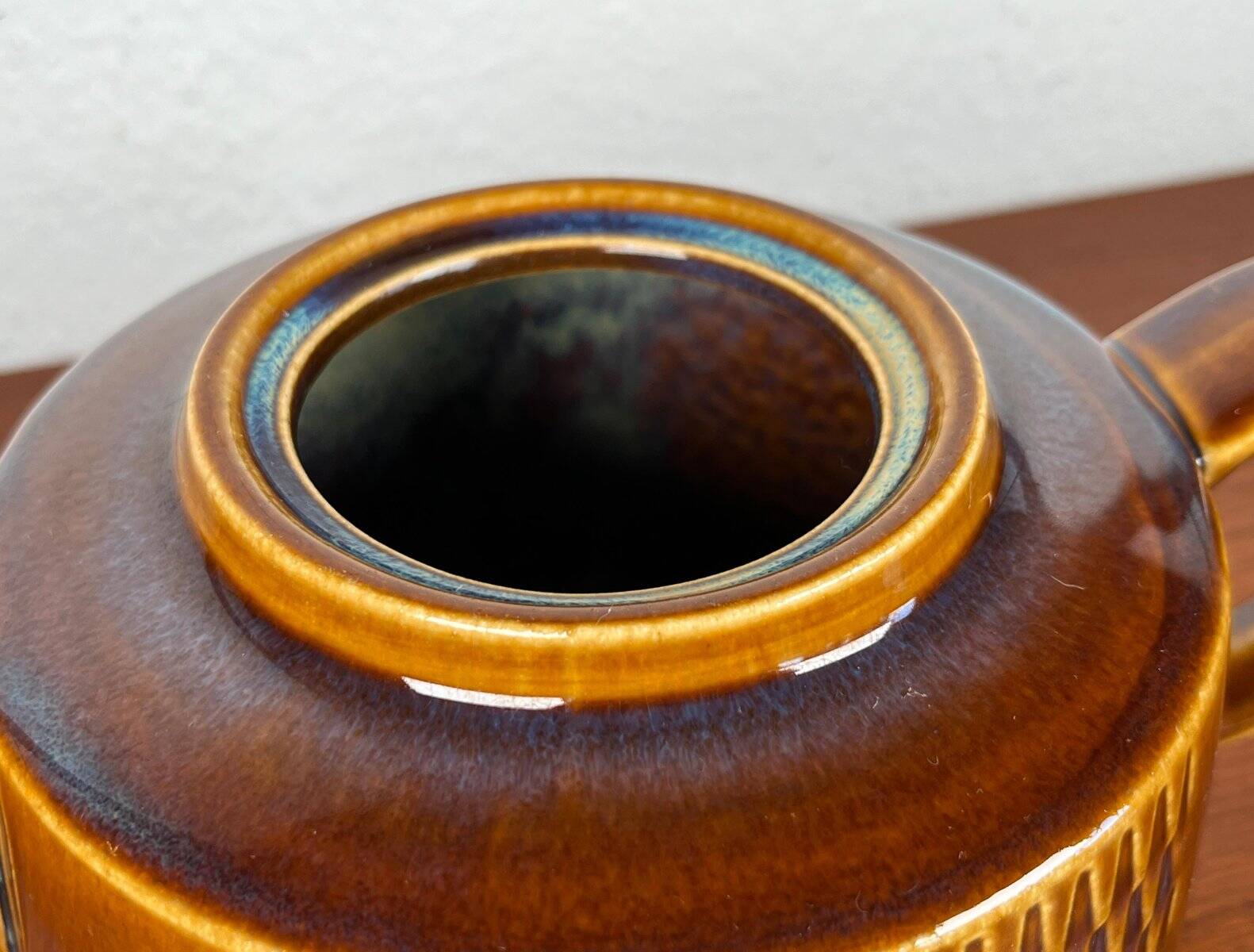 Danish studio pottery teapot from the mid-century by Søholm, 1960s.