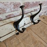 Solid teak coat hook with 4 double cast iron hooks