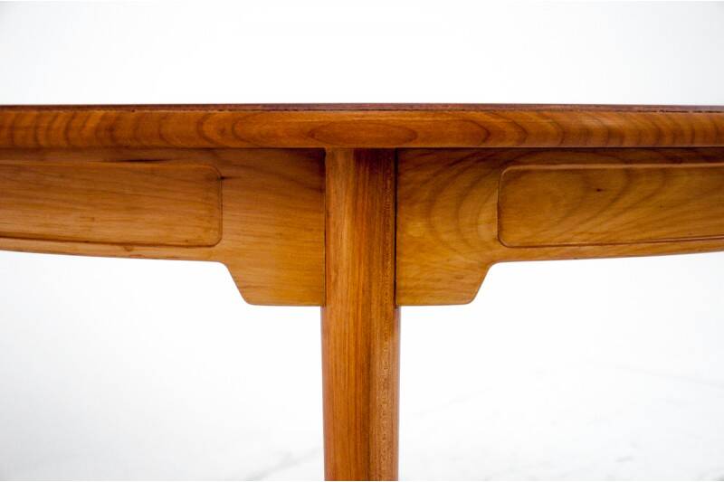 Dining table, Hans J. Wegner for Johannes Hansen, Denmark, 1960s