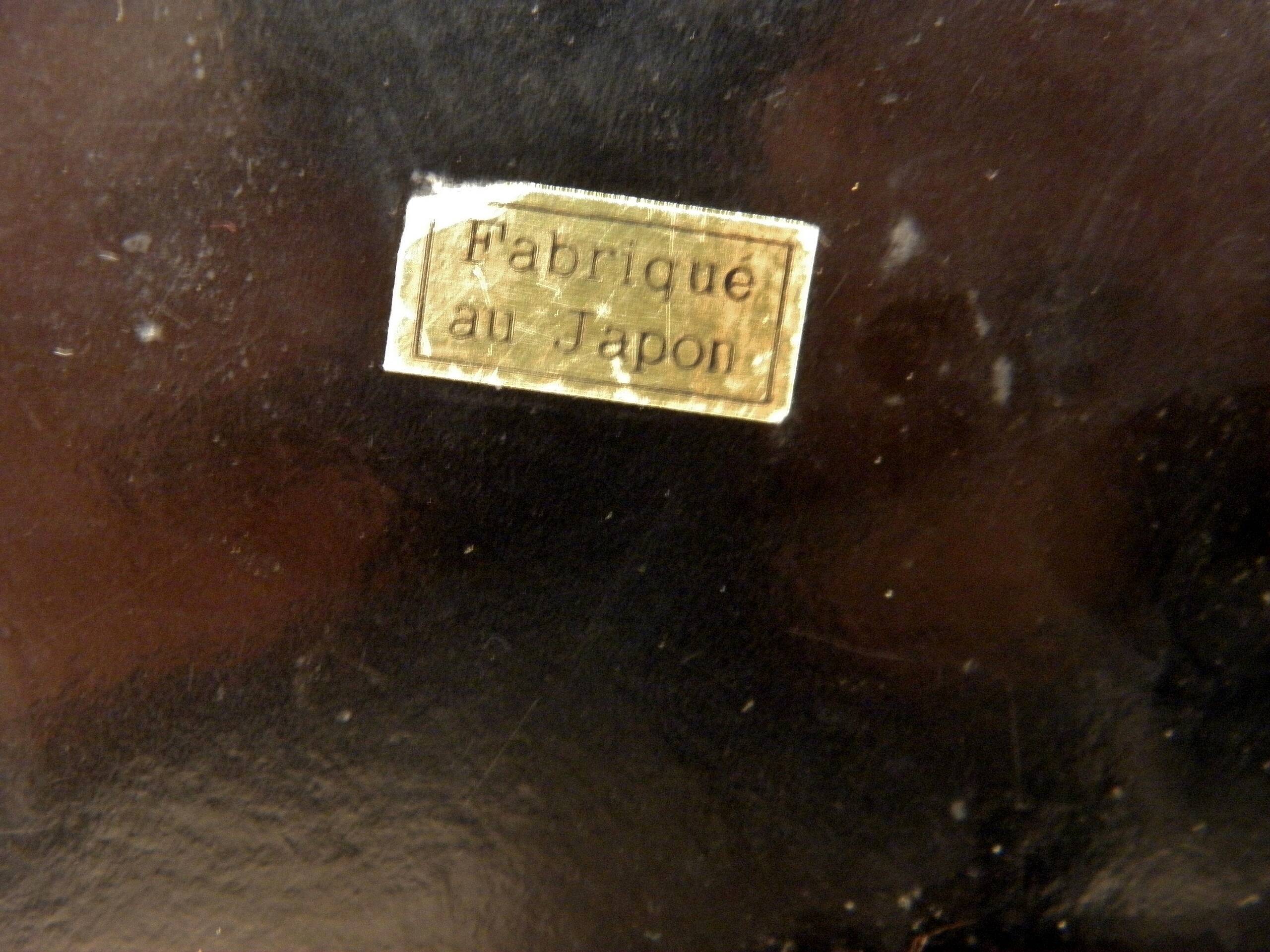 Plateau de service, Japon