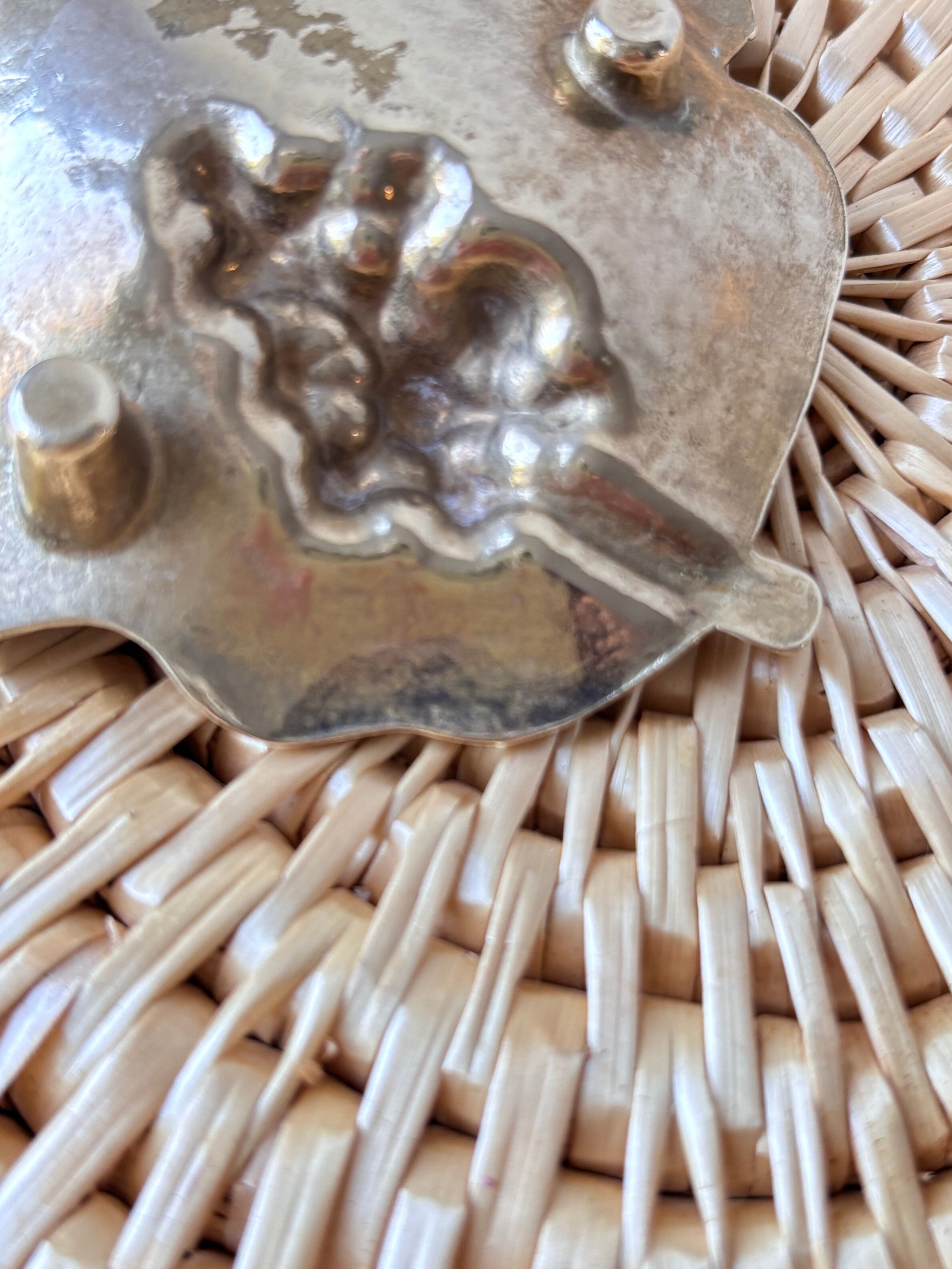 Silver-plated catchall - vine leaf with bunch of grapes
