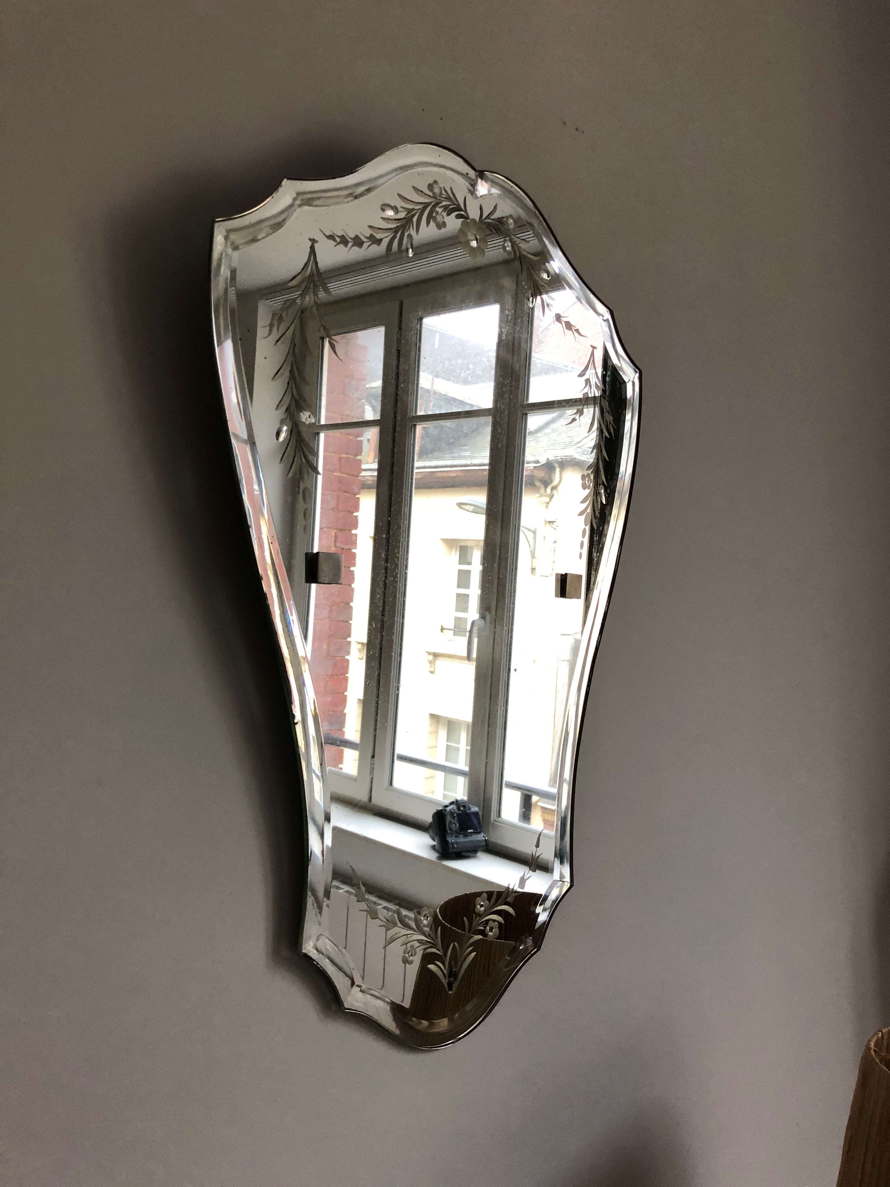 Old bevelled and engraved mirror   43x63cm