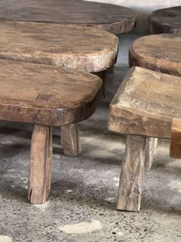 Petit stool, tabouret d'appoint en teck massif ovale wabi-sabi H26 47x33