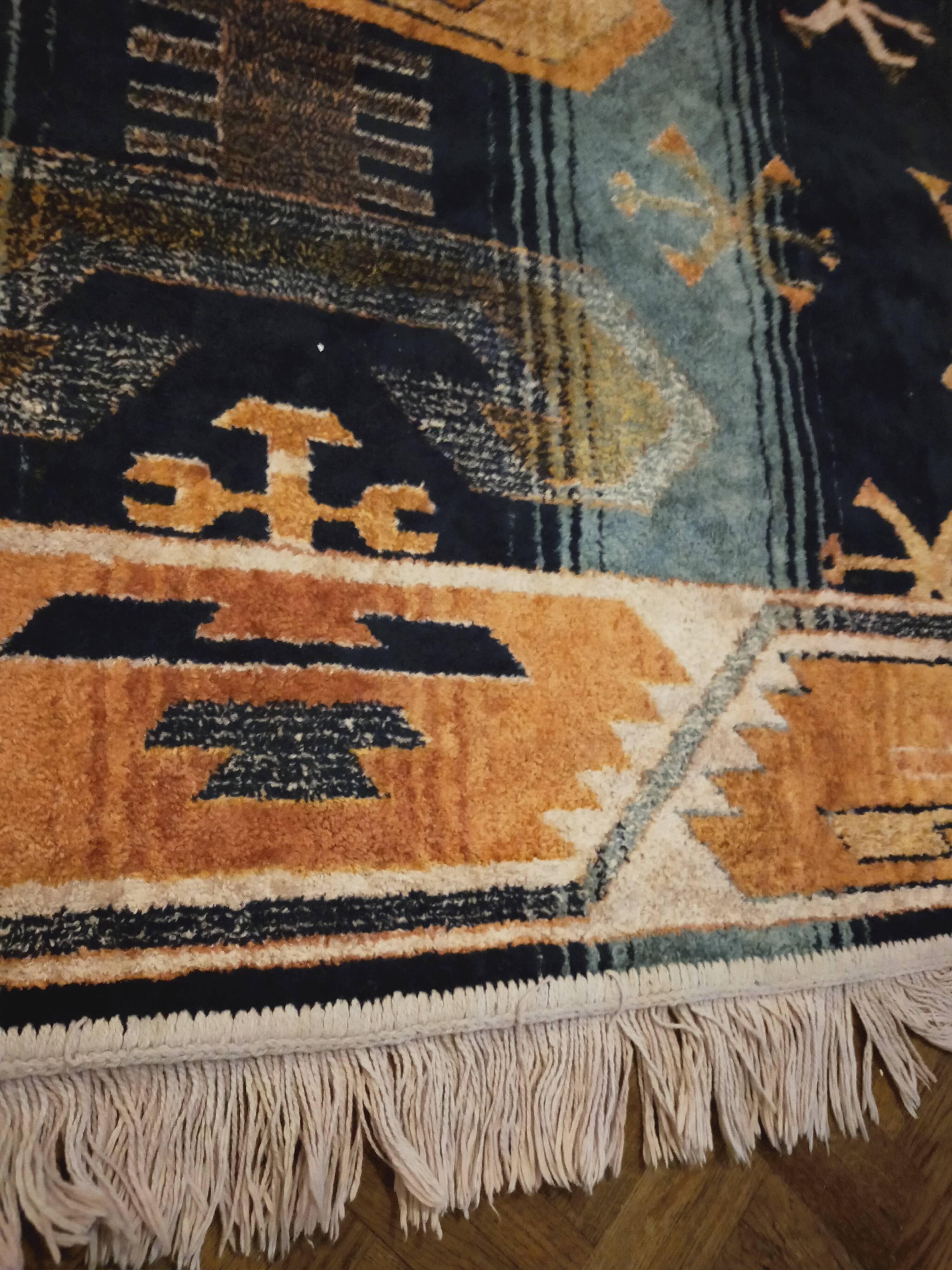 Carpet Aztec motifs 140x180cm