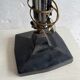 Lampe de bureau articulée de style industriel vintage en métal noir avec base en fonte et bras réglable