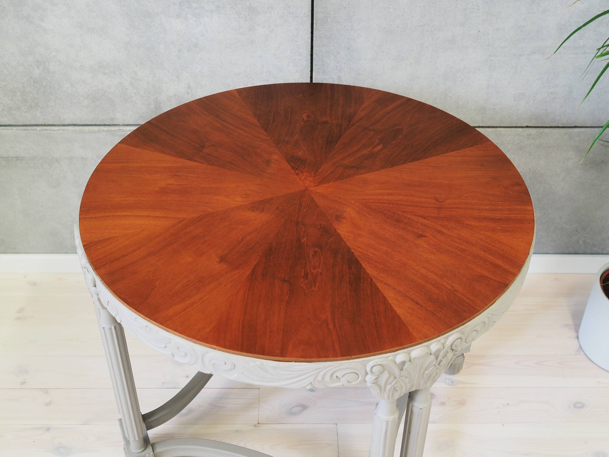 Oak coffee table, Danish design, 1940s, production: Denmark