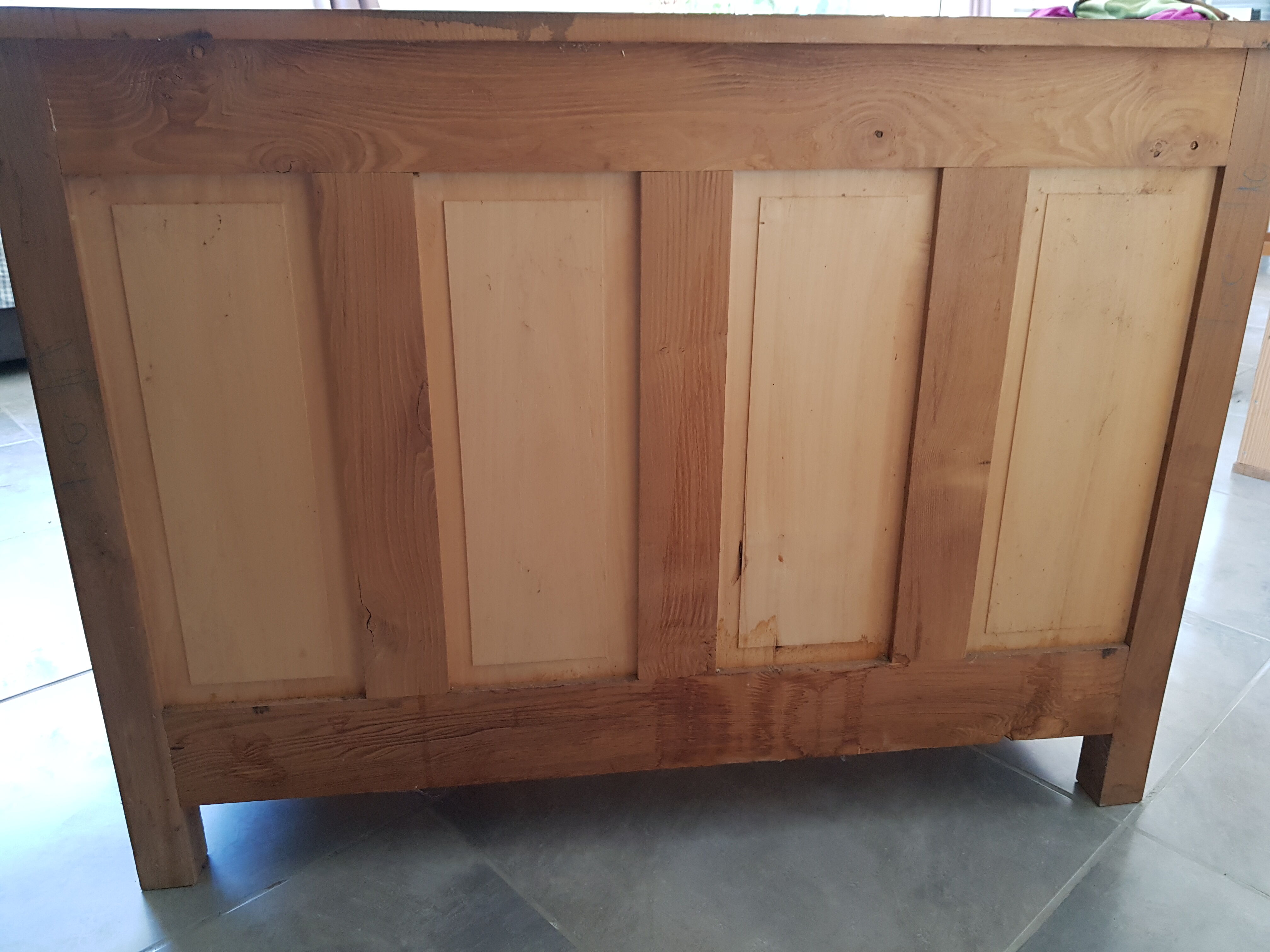 Chest of drawers from the 1950s