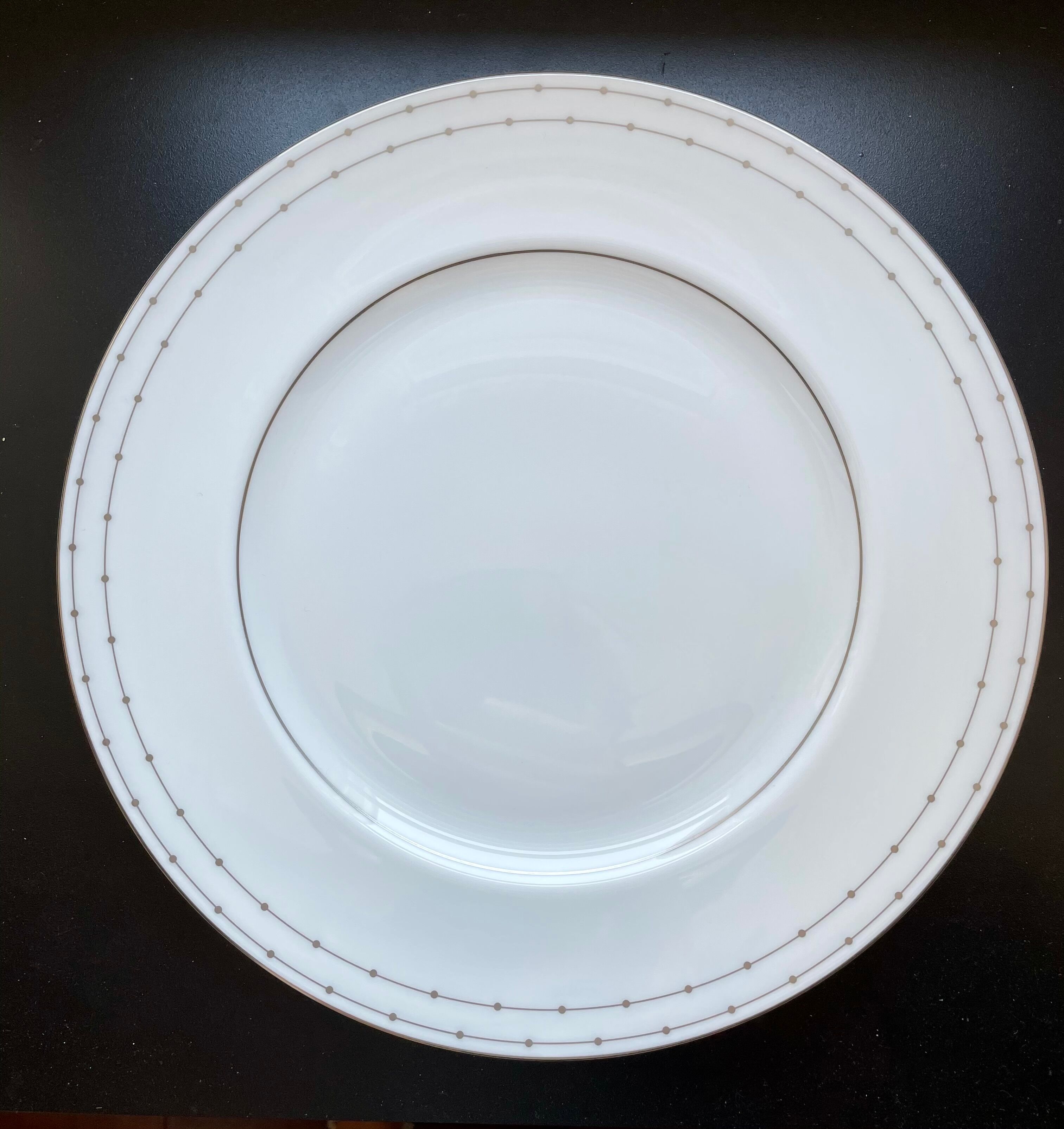 Set of 4 new Parade Wedgwood plates