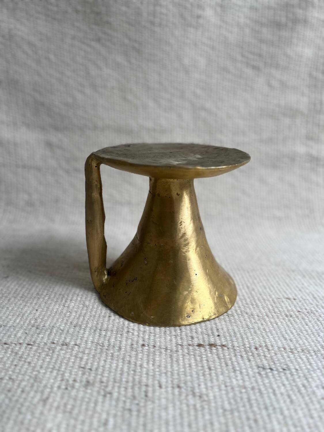 Nubia bronze stool