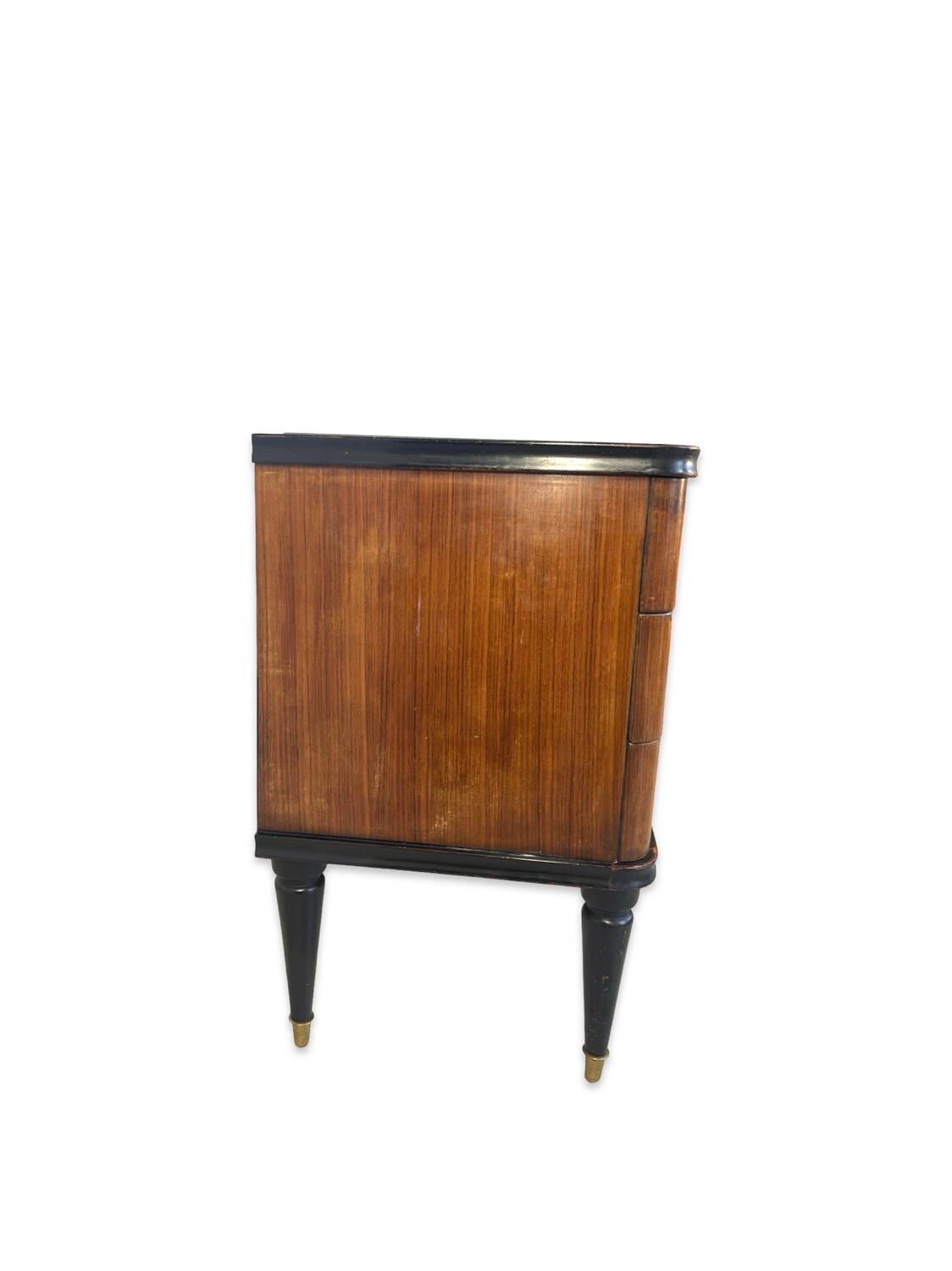 Commode en acajou plaqué avec plateau en verre vert, années 1950