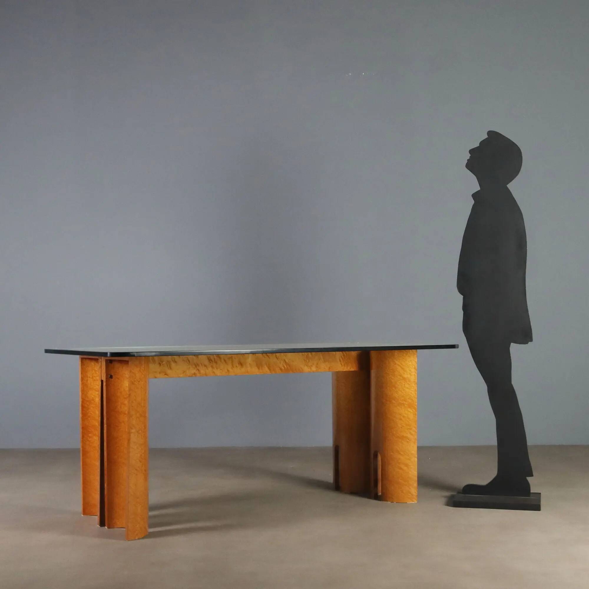 Vintage table in burl wood and glass, Italian design, 1970s.
