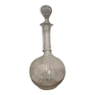 Carafe boule en cristal ciselé ancienne