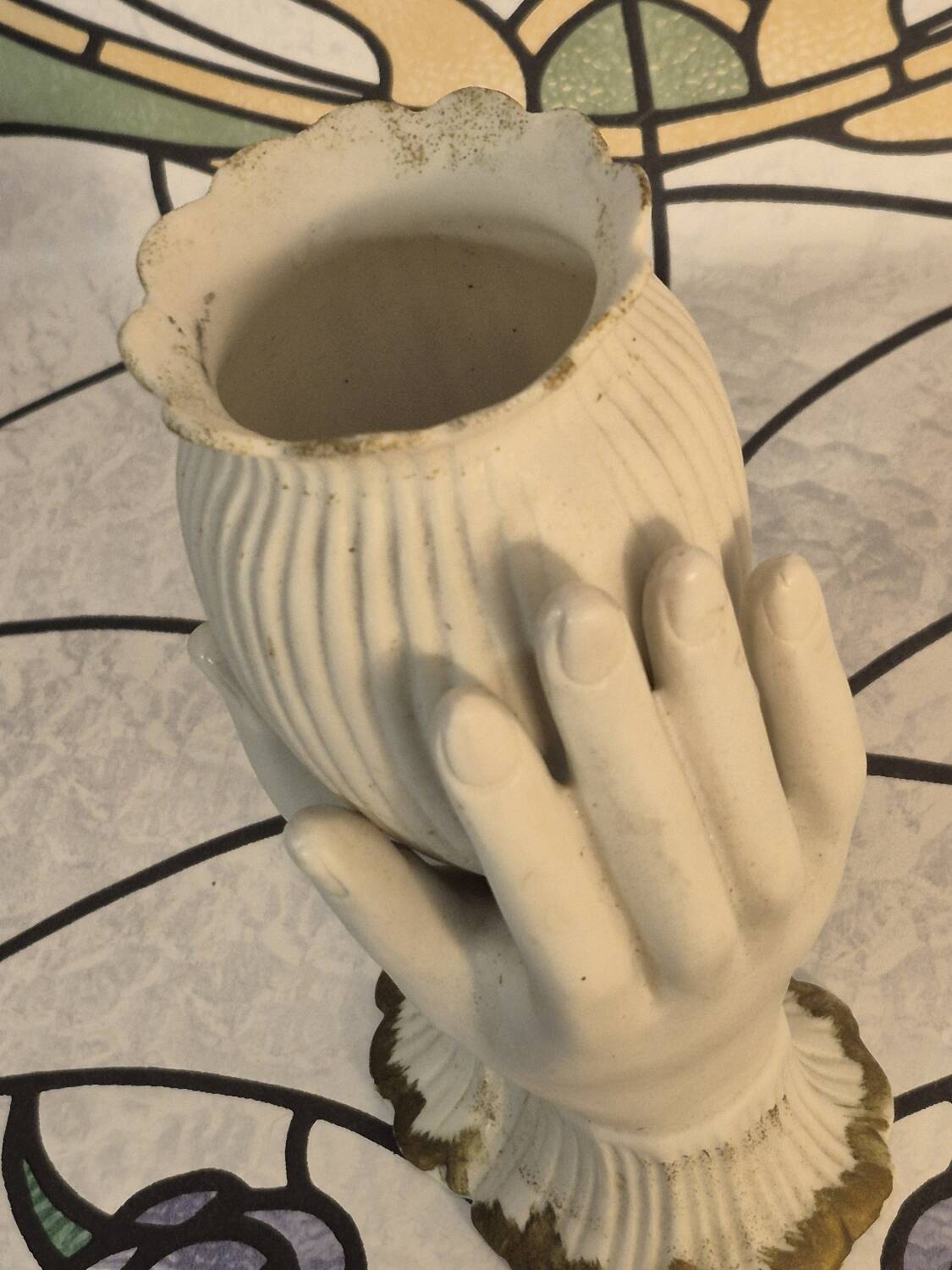 Hand vase