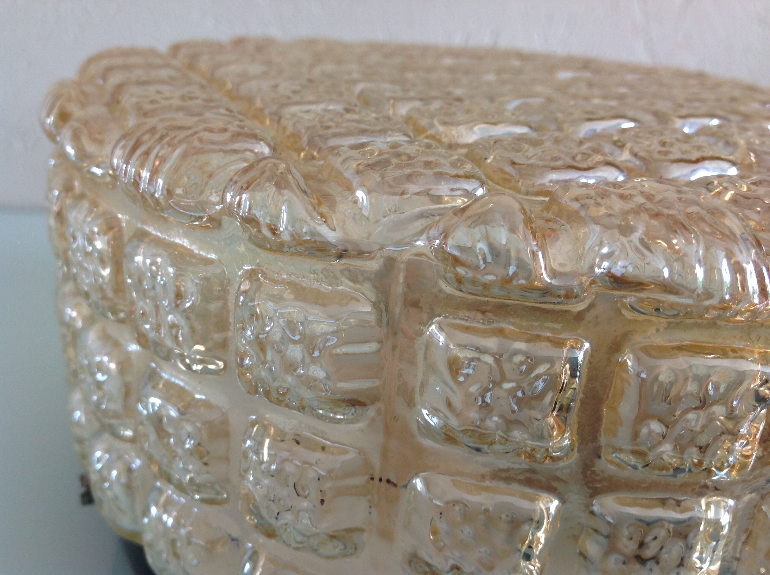 Round ceiling lamp in amber glass / vintage 60s-70s